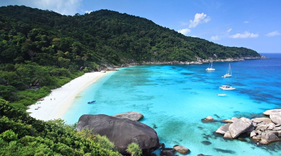 1483712452-similan-island-2